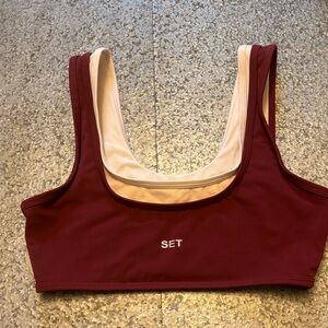 Women’s SET Maroon/Cream Sports Bra Size Small MSRP $67